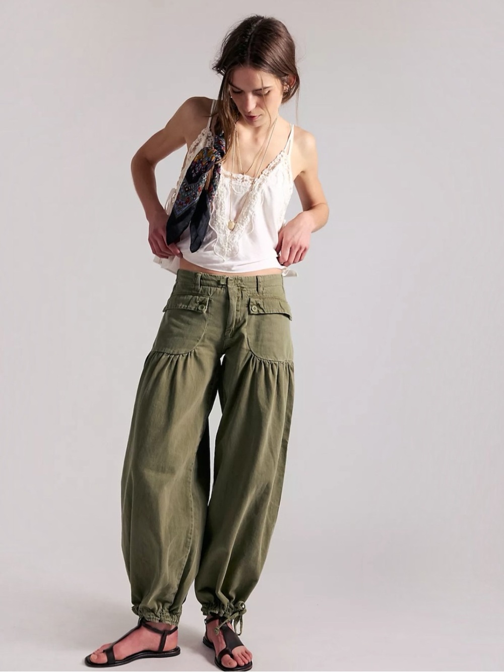🆕 FREE PEOPLE | WE THE FREE | LOTUS BALLOON JEANS | ARMY | SIZE: 24